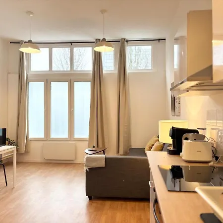 Lovely - 4 Guests Apartment *